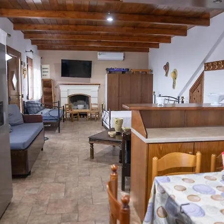 Nick And Bill's Family House Leros * Vromolithos