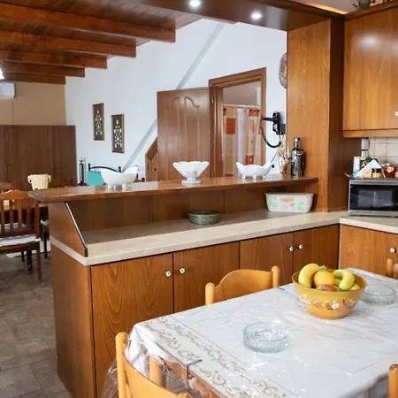 Nick And Bill's Family House Leros
